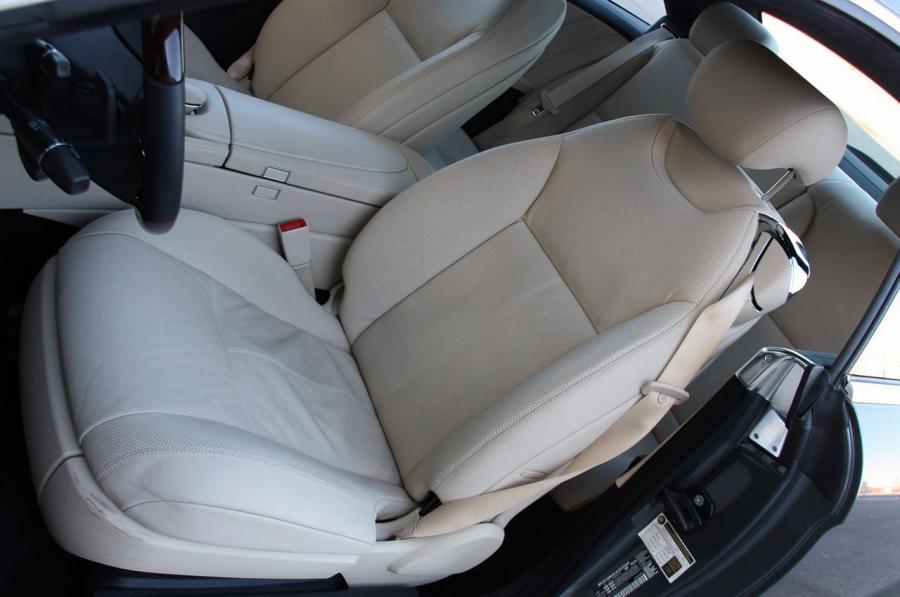  Mercedes-Benz CL550 4Matic 2011 года  (фото 22 из 40)